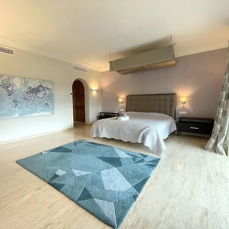 10 Bedroom Palace Huge Garden, Sea View! Villa *