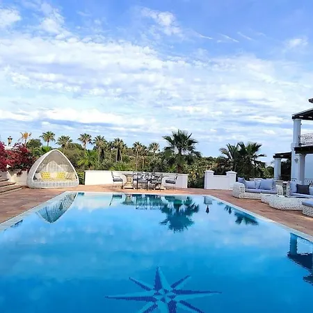10 Bedroom Palace Huge Garden, Sea View! Villa *