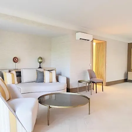 10 Bedroom Palace Huge Garden, Sea View! Villa Estepona