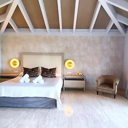 10 Bedroom Palace Huge Garden, Sea View! * Estepona