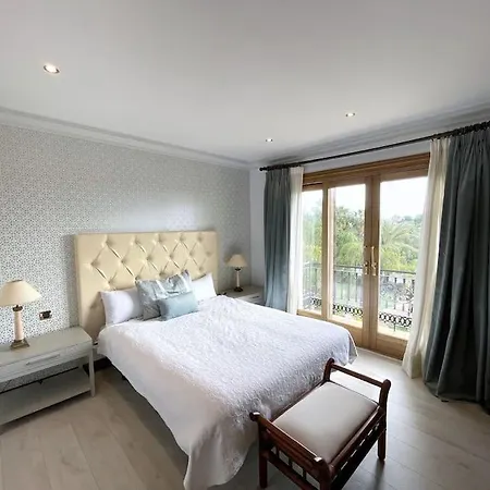 10 Bedroom Palace Huge Garden, Sea View! *