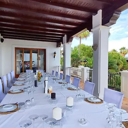 10 Bedroom Palace Huge Garden, Sea View! *